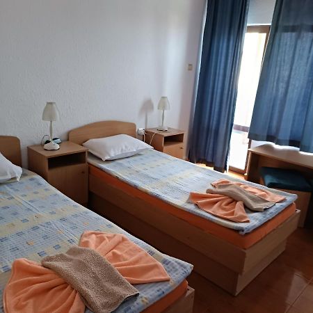Guest House Olimpiya Sveti Vlas Esterno foto