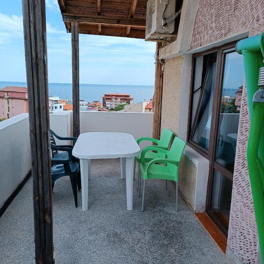 Guest House Olimpiya Sveti Vlas Esterno foto