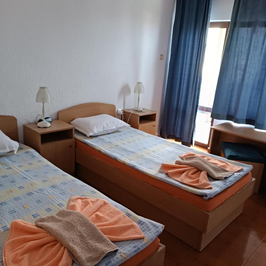 Guest House Olimpiya Sveti Vlas Esterno foto