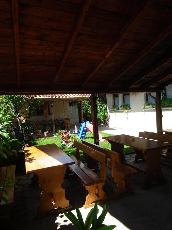 Guest House Olimpiya Sveti Vlas Esterno foto