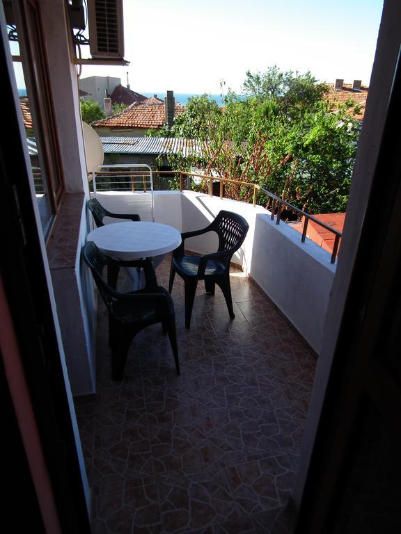 Guest House Olimpiya Sveti Vlas Esterno foto